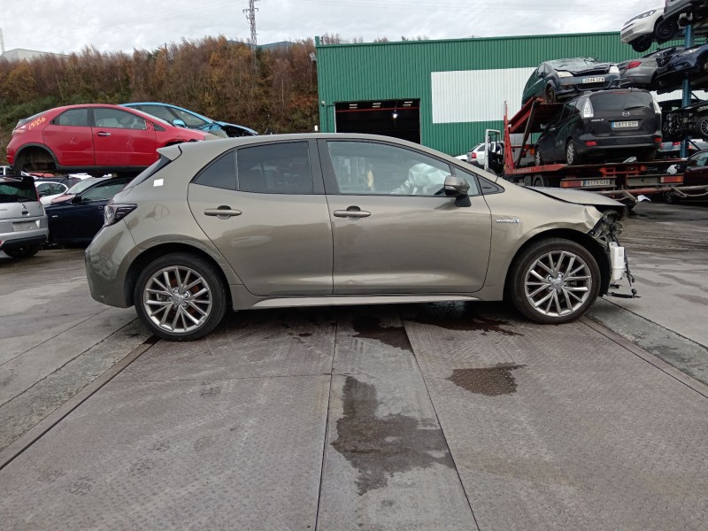 toyota corolla fastback (_e21_) del año 2019
