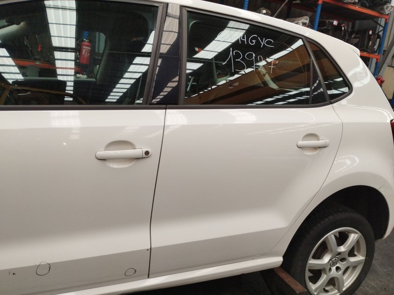 Recambio de puerta trasera izquierda para volkswagen polo v (6r1, 6c1) 1.6 tdi referencia OEM IAM   