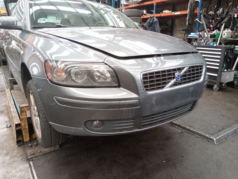 Recambio de paragolpes delantero para volvo s40 ii (544) 2.0 d referencia OEM IAM   