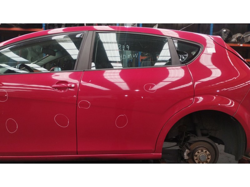 Recambio de puerta trasera izquierda para seat leon (1p1) 2.0 tdi 16v referencia OEM IAM 1P0833055  