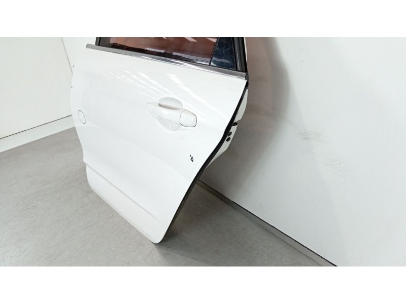 Recambio de puerta trasera izquierda para citroën c4 ii (nc_) 1.6 bluehdi 100 referencia OEM IAM 9006R9  