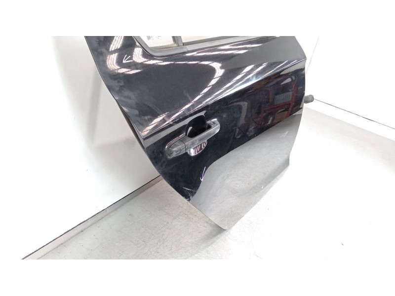 Recambio de puerta trasera derecha para hyundai i20 comfort referencia OEM IAM 770041J000  