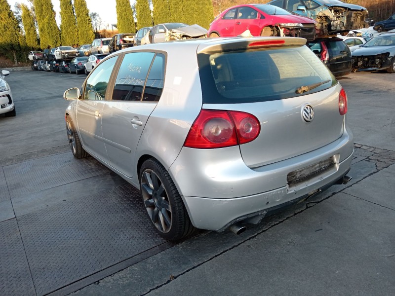 volkswagen golf v (1k1) del año 2004