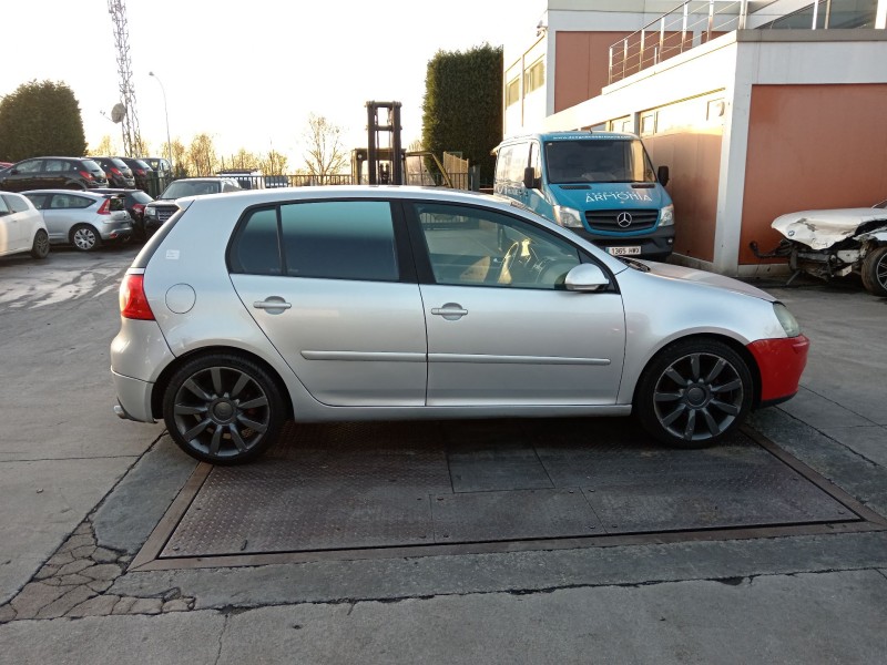 volkswagen golf v (1k1) del año 2004