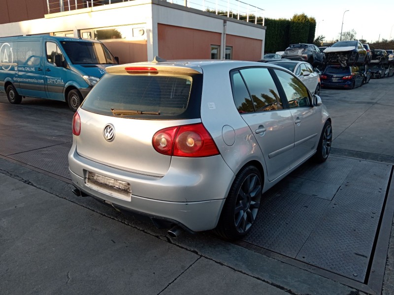 volkswagen golf v (1k1) del año 2004
