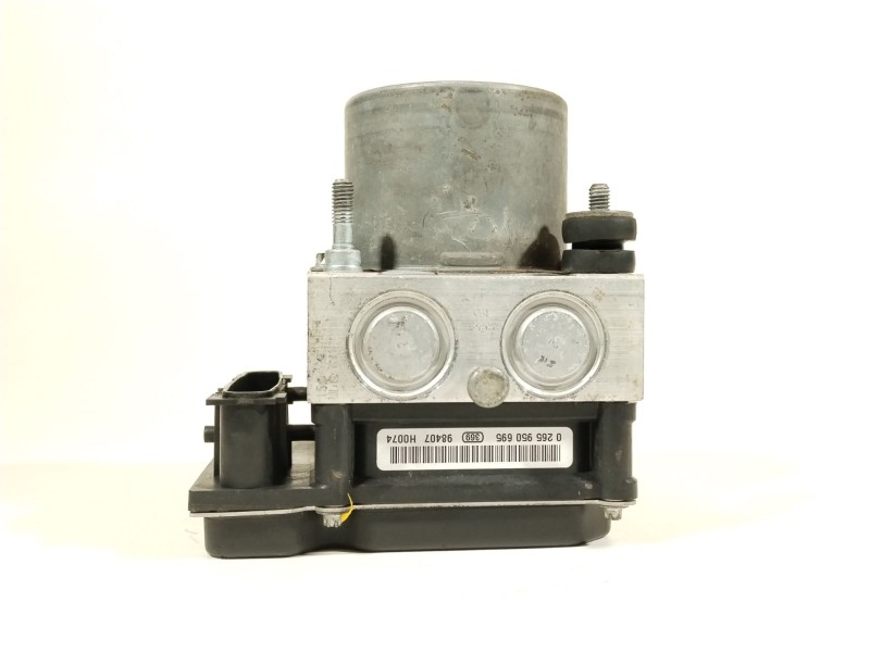 Recambio de abs para hyundai i30 comfort referencia OEM IAM 589202L500 0265235333 