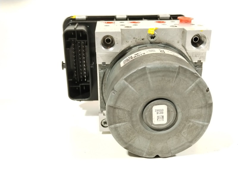 Recambio de abs para suzuki swift (az) basic referencia OEM IAM 5611068RB 06210251874 06210983853