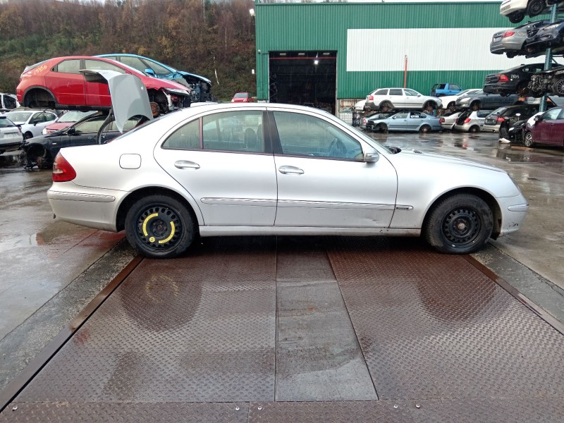 mercedes-benz clase e (w211) del año 2003