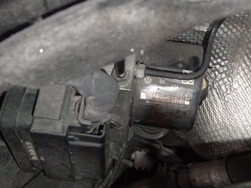 Recambio de abs para volkswagen golf v (1k1) 1.4 tsi referencia OEM IAM 1K0614517AC  