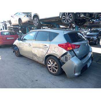 TOYOTA AURIS (_E18_)