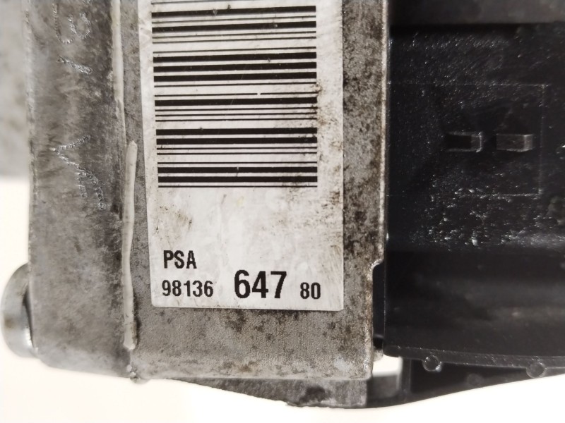 Recambio de bomba direccion para peugeot partner tepee 1.6 bluehdi 100 referencia OEM IAM 9813664780  