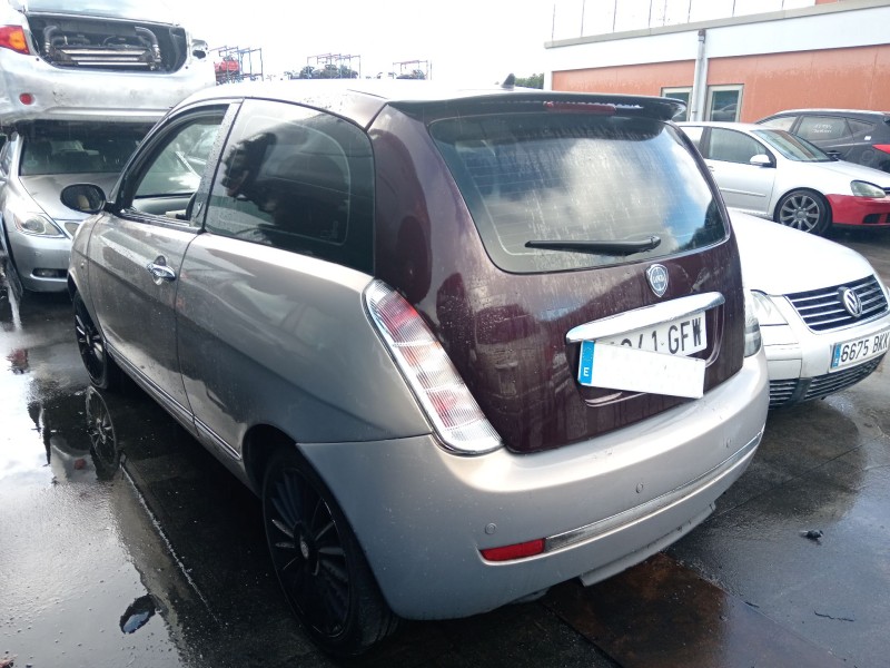 lancia ypsilon (843_) del año 2008