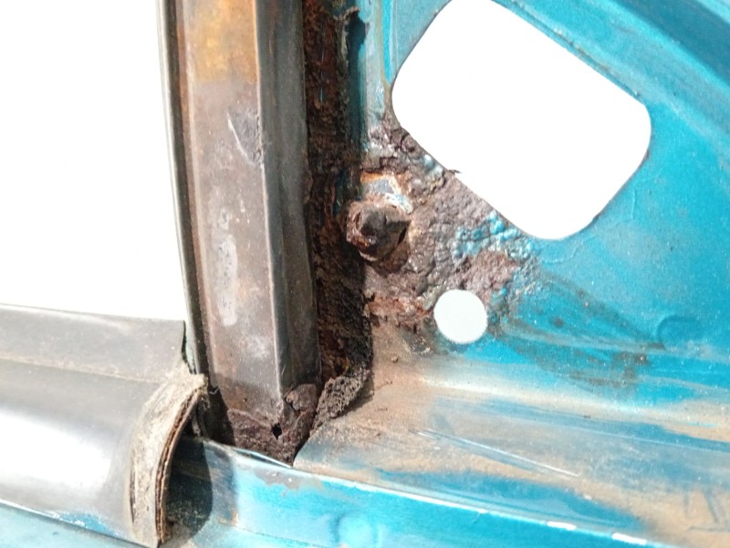 Recambio de puerta delantera derecha para hyundai s coupe (slc) 1.5 i referencia OEM IAM 7600423573  