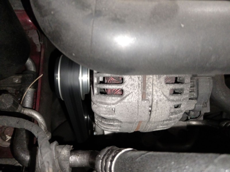 Recambio de alternador para volkswagen golf v variant (1k5) 1.9 tdi referencia OEM IAM 06F903023F 0124525091 