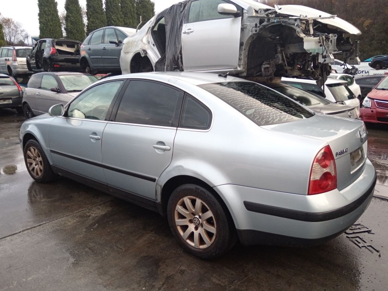 volkswagen passat b5.5 variant (3b6) del año 2003