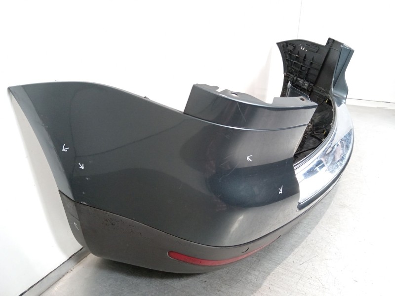 Recambio de paragolpes trasero para volkswagen touareg (7la) tdi r5 referencia OEM IAM 7l6807421  