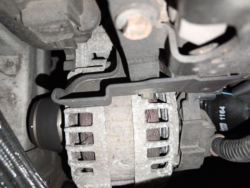 Recambio de alternador para nissan pulsar hatchback (c13) 1.5 dci referencia OEM IAM 231004EA0AC  F000BL0825