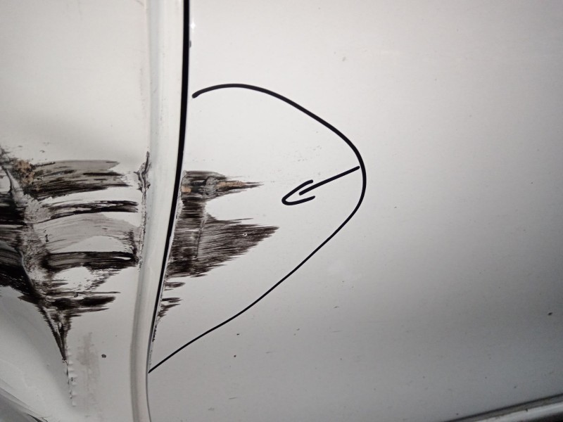 Recambio de puerta delantera derecha para nissan pulsar hatchback (c13) 1.5 dci referencia OEM IAM   