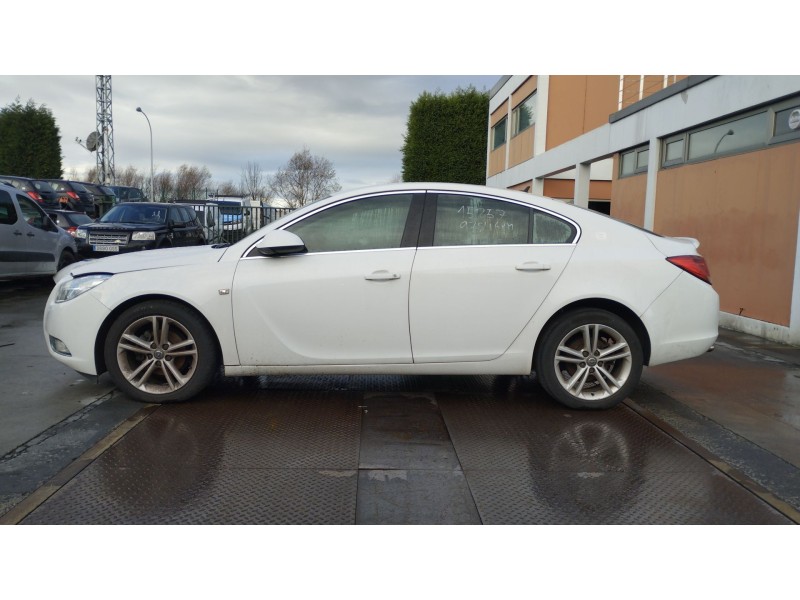 opel insignia a (g09) del año 2009