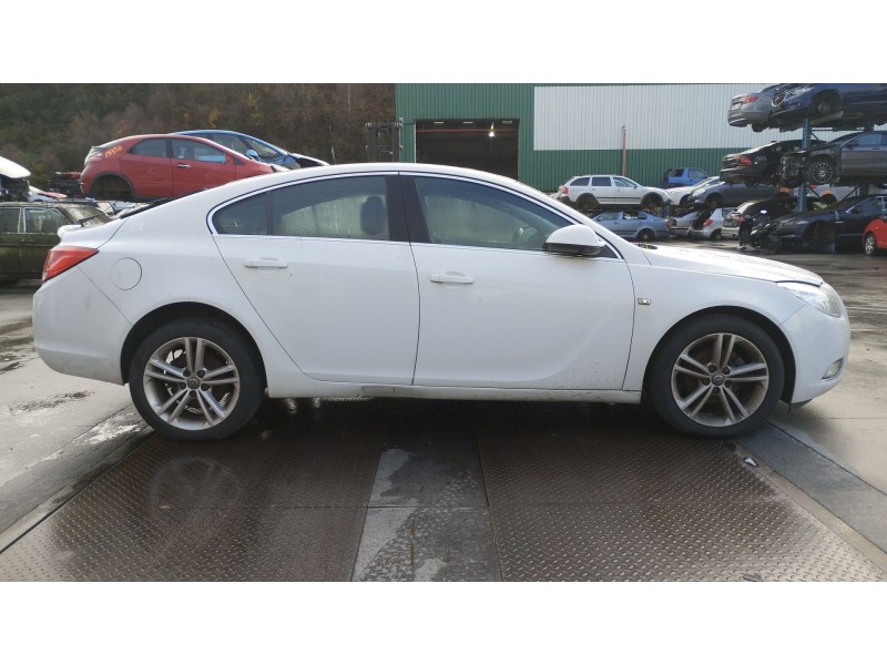 opel insignia a (g09) del año 2009