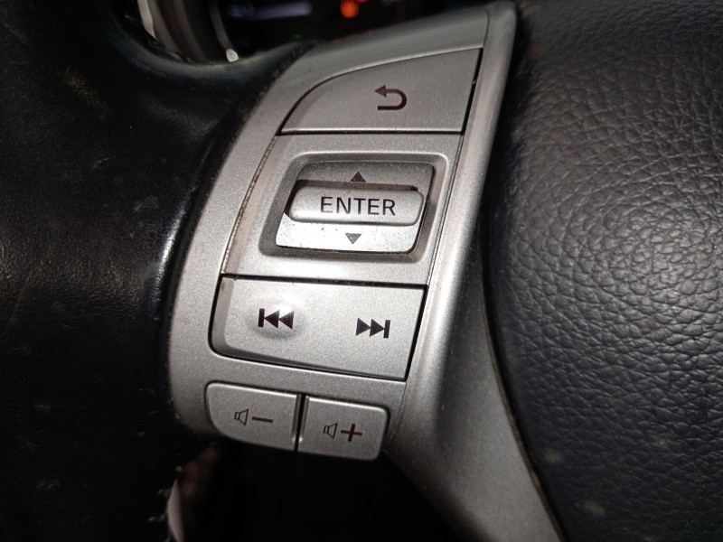 Recambio de mando volante para nissan pulsar hatchback (c13) 1.5 dci referencia OEM IAM   