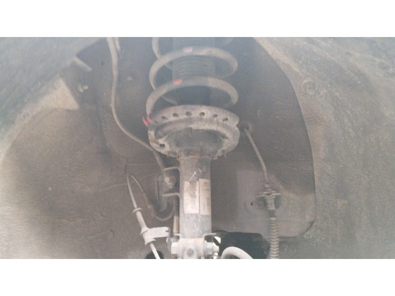 Recambio de amortiguador delantero derecho para hyundai i20 classic referencia OEM IAM   