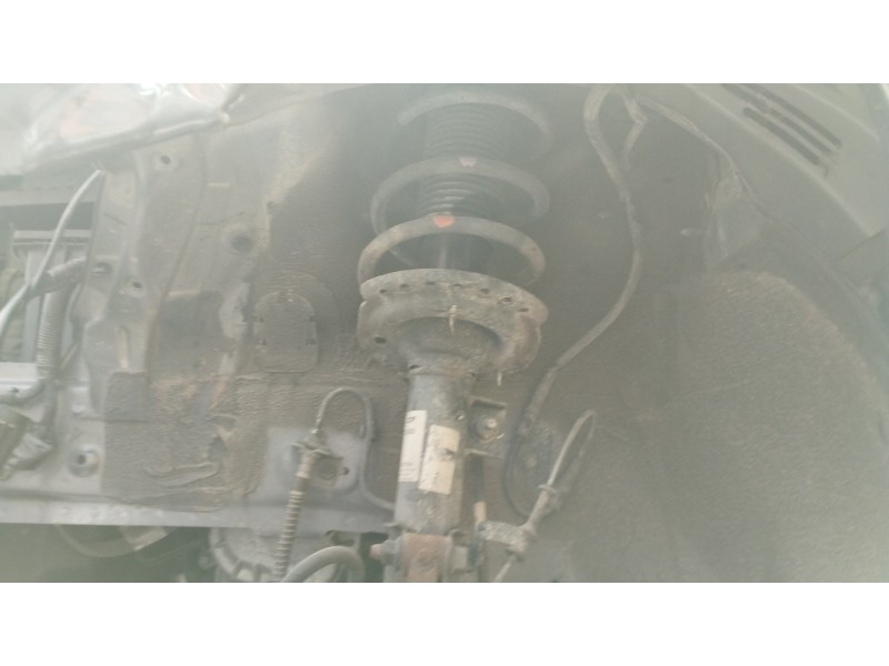 Recambio de amortiguador delantero izquierdo para hyundai i20 classic referencia OEM IAM   