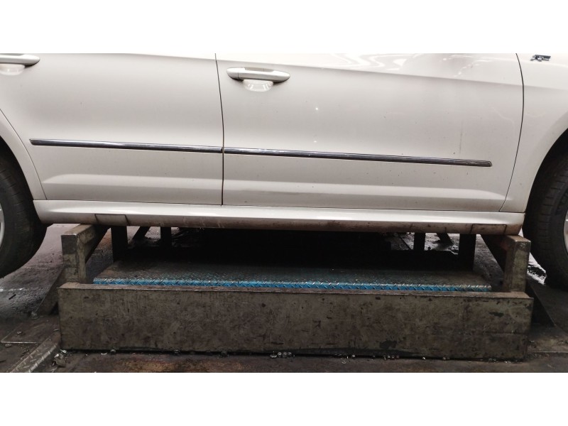Recambio de faldon lateral para volkswagen passat cc b6 (357) 2.0 tdi referencia OEM IAM   