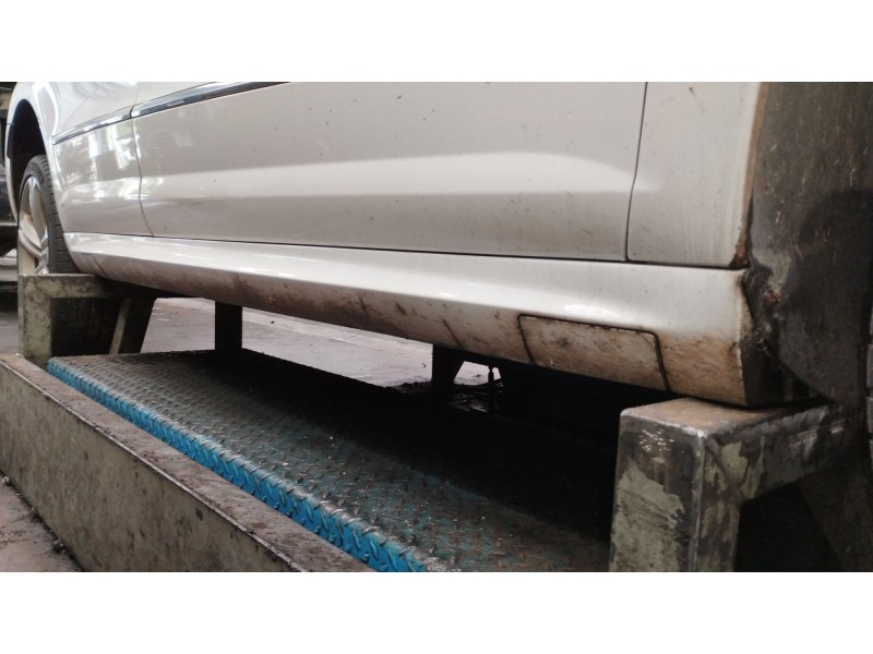 Recambio de faldon lateral para volkswagen passat cc b6 (357) 2.0 tdi referencia OEM IAM   