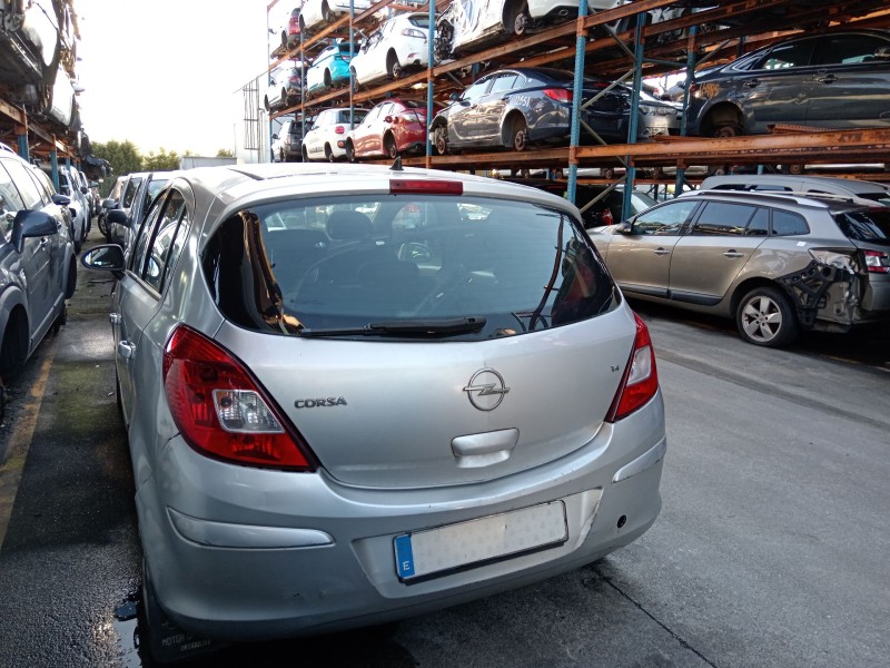 opel corsa d (s07) del año 2006