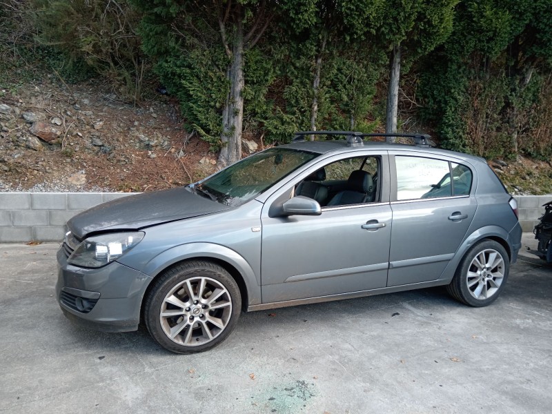 opel astra h (a04) del año 2005
