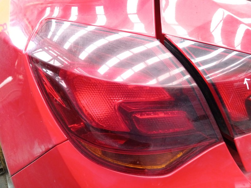 Recambio de piloto trasero izquierdo para opel astra j (p10) 1.6 cdti (68) referencia OEM IAM 13306577 13319949 