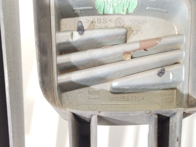 Recambio de rejilla delantera para seat altea xl (5p5, 5p8) 1.6 tdi referencia OEM IAM 5P0853679A 5P9853654 