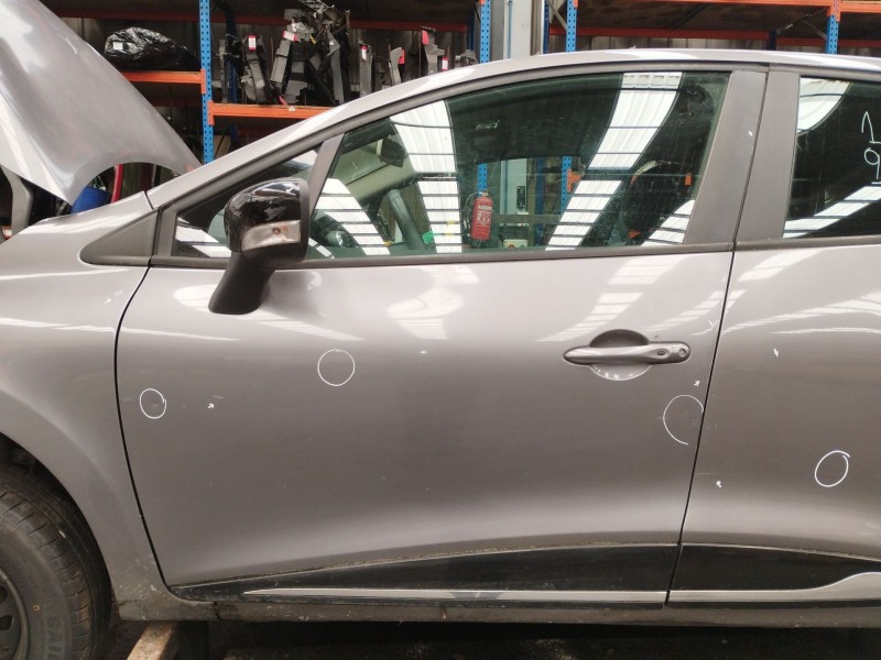 Recambio de puerta delantera izquierda para renault clio iv (bh_) 1.5 dci 75 referencia OEM IAM   