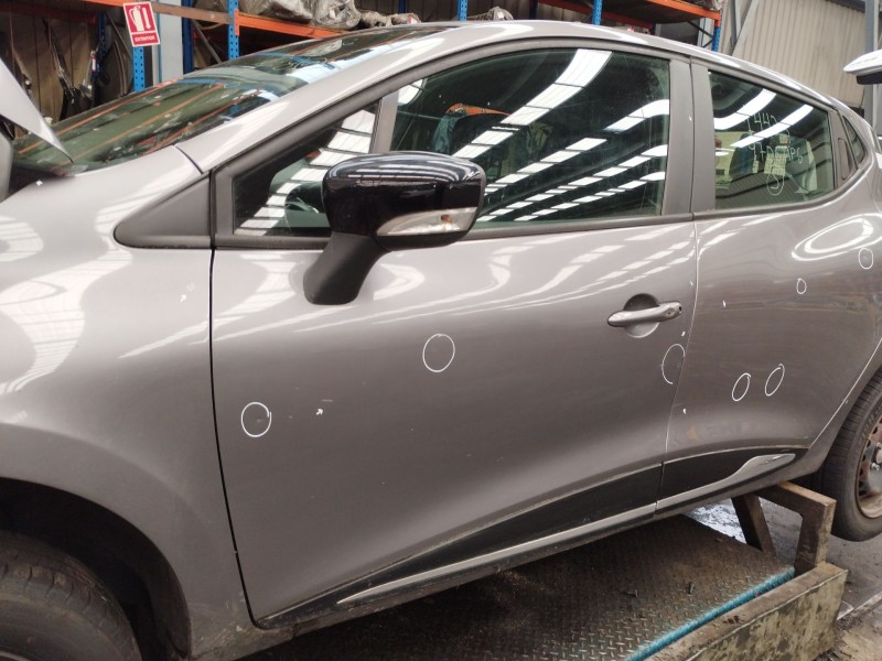 Recambio de puerta delantera izquierda para renault clio iv (bh_) 1.5 dci 75 referencia OEM IAM   