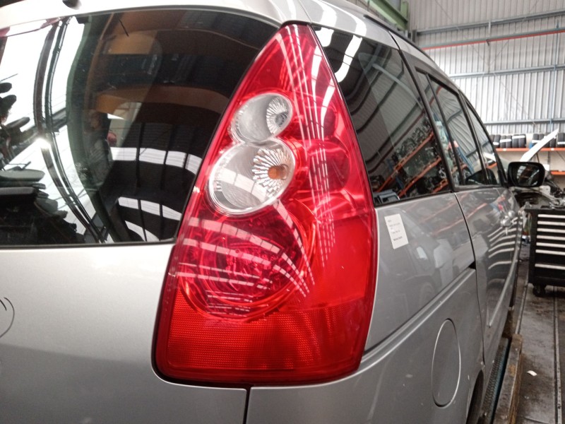 Recambio de piloto trasero derecho para mazda 5 (cr) 1.8 (cr19) referencia OEM IAM C23551150  