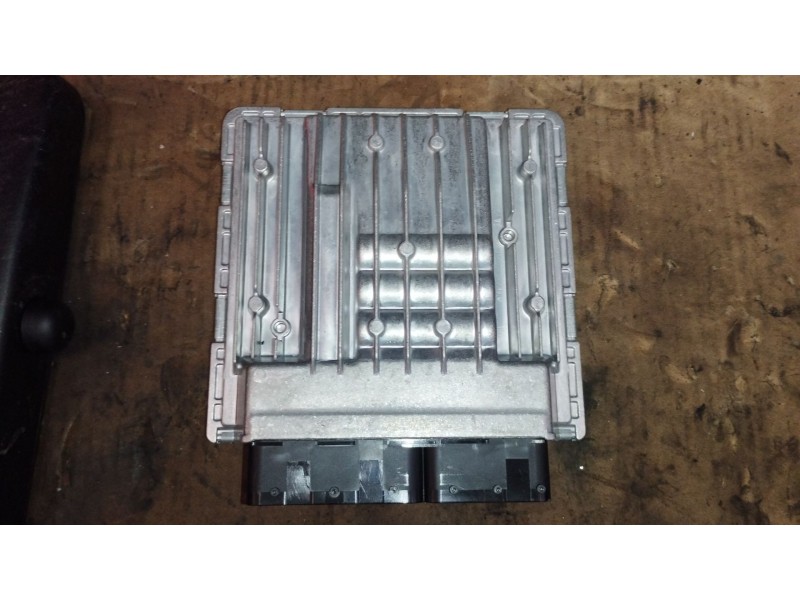 Recambio de centralita motor uce para bmw 3 touring (e91) 325 i referencia OEM IAM 7559178 5WK98081 12147561685