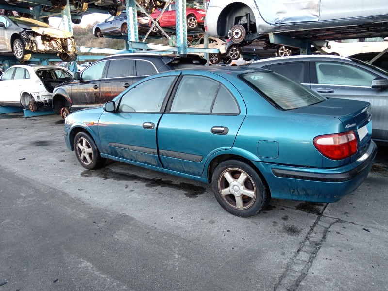 nissan almera ii hatchback (n16) del año 2000