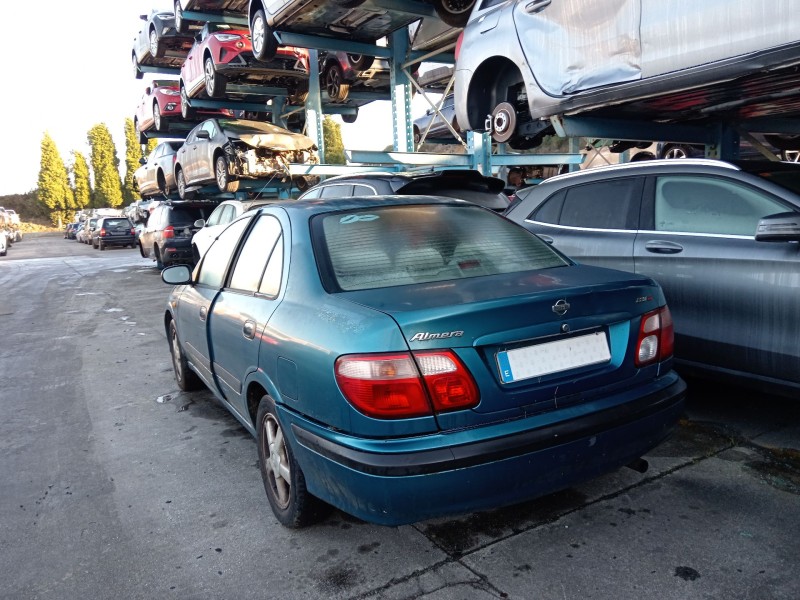 nissan almera ii hatchback (n16) del año 2000