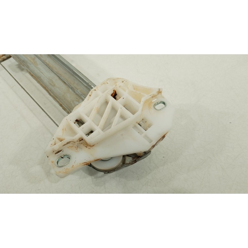 Recambio de elevalunas trasero derecho para honda cr-v vi hybrid referencia OEM IAM WR19D002  
