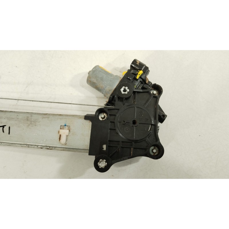Recambio de elevalunas trasero izquierdo para honda cr-v vi hybrid referencia OEM IAM WR19D001  