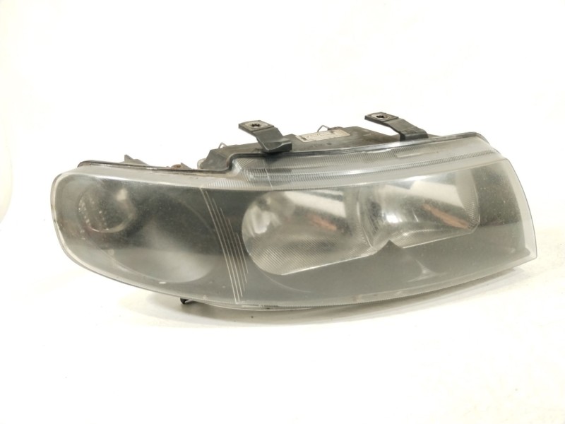 Recambio de faro derecho para seat leon (1m1) 1.9 tdi referencia OEM IAM 1M1941002D 67742701 