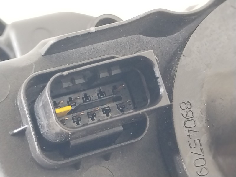 Recambio de faro derecho para peugeot 2008 i (cu_) 1.5 bluehdi 120 referencia OEM IAM 9825313680 90167013 