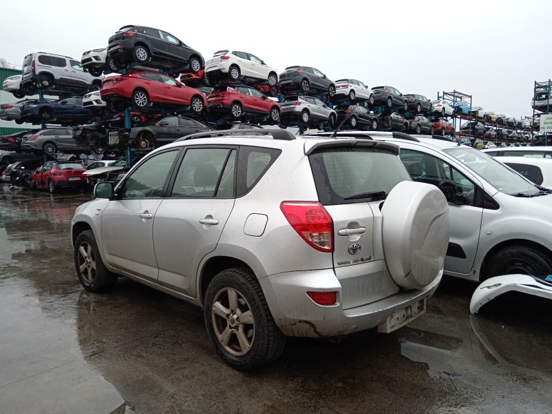 toyota rav 4 iii (_a3_) del año 2006