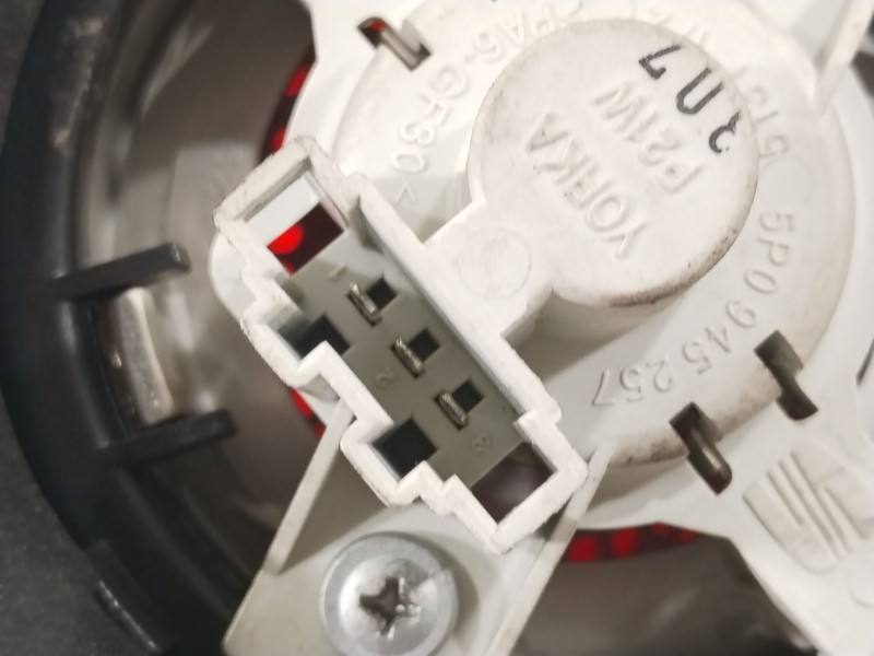 Recambio de piloto trasero derecho para seat altea (5p1) 1.9 tdi referencia OEM IAM 5P0945112B 5P0945096E 