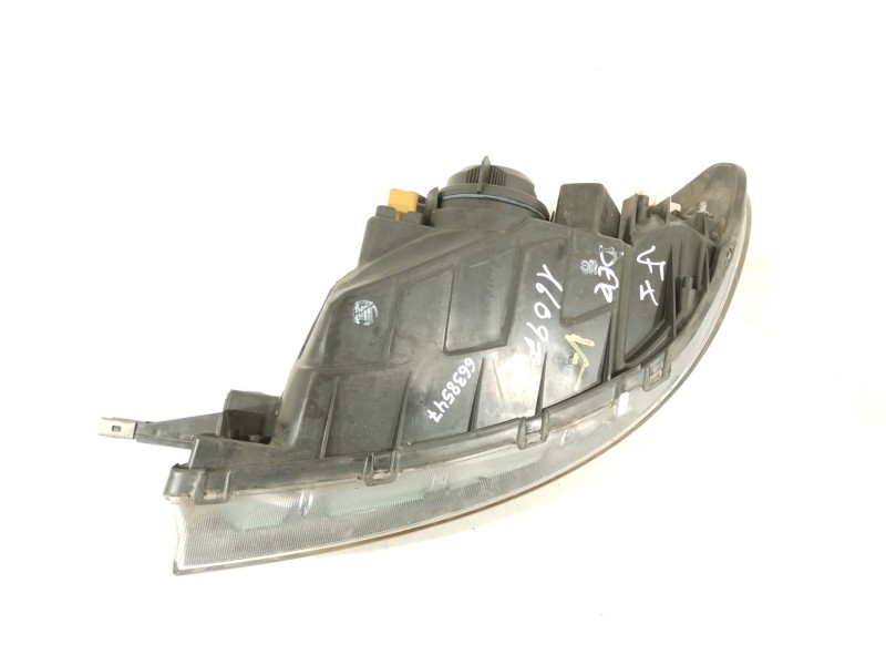 Recambio de faro derecho para chevrolet lacetti (j200) 1.4 16v referencia OEM IAM 96458812  