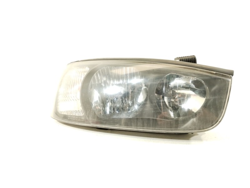 Recambio de faro derecho para hyundai elantra iii sedán (xd) 2.0 crdi referencia OEM IAM 921022DXXX  