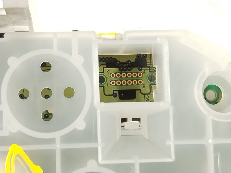 Recambio de cuadro instrumentos para mazda 2 (de_, dh_) 1.5 (de5fs) referencia OEM IAM DF7555471B D01J55430 ANDF75C