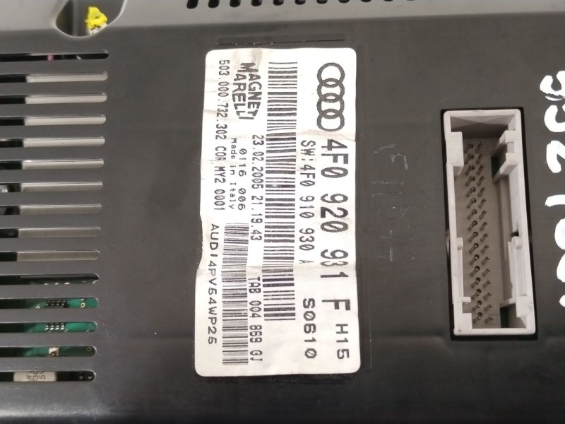Recambio de cuadro instrumentos para audi a6 avant (4f5) 3.0 tdi quattro referencia OEM IAM 4F0920931F 4F0910930A 
