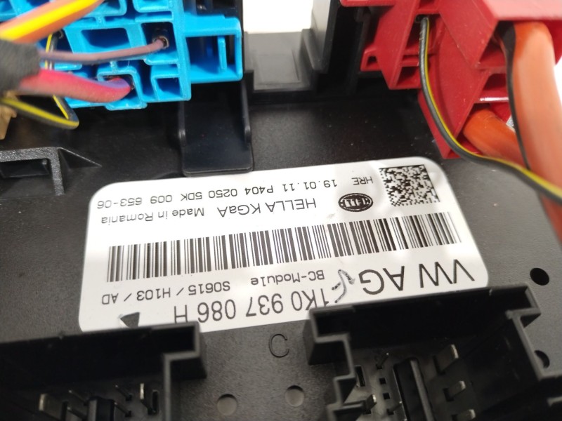 Recambio de caja reles / fusibles para volkswagen golf vi (5k1) advance bluemotion referencia OEM IAM 1K0937086H 5DK00965306 